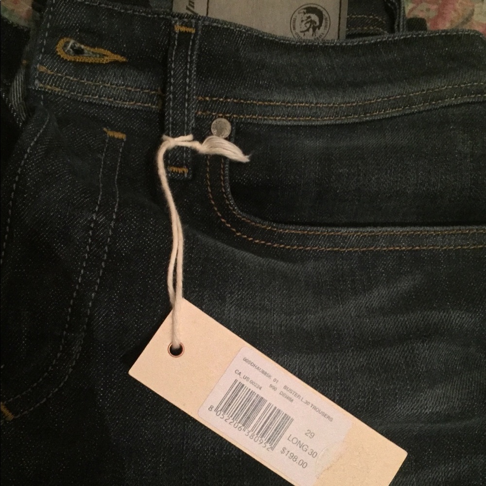 New Diesel “Buster” regular slim-tapered jeans - Picture 1 of 3